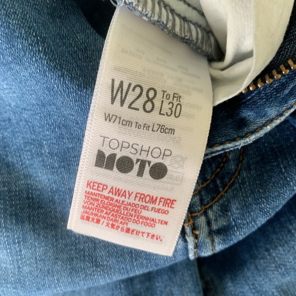 Topshop Jamie Jeans Knee Rips - Picture 3 of 3